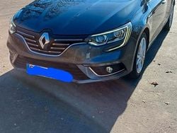 Grau Gebraucht 2019 Renault Mégane IV Limousine | 17.500 € (Teuer)