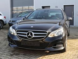 Schwarz Gebraucht 2016 Mercedes E220 Avantgarde Kombi | 16.200 € (Teuer)