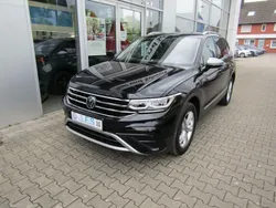 Schwarz Gebraucht 2022 VW Tiguan Allspace Elegance SUV | 34.490 € (Fairer Preis)