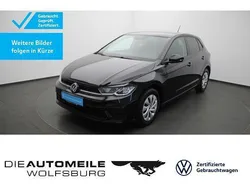 Deep black perleffekt Gebraucht 2023 VW Polo Life Limousine | 18.790 € (Guter Preis)