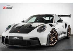 Weiß Gebraucht 2023 Porsche 992 Coupé | 337.992 €