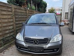 Grau Gebraucht 2009 Mercedes A180 Kleinwagen | 1.100 € (Guter Preis)