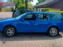 Blau Gebraucht 2003 VW Golf IV Kombi | 2.000 € (Guter Preis)