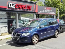 Blau Gebraucht 2006 VW Touran Highline Van / Kleinbus | 1.890 € (Guter Preis)