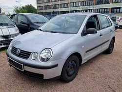Silber Gebraucht 2003 VW Polo Kleinwagen | 333 € (Superpreis)
