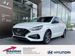 Polar white / sol Gebraucht 2021 Hyundai i30 Edition 30 Kombi | 16.980 € (Fairer Preis)