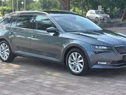 Grau Gebraucht 2018 Skoda Superb Style Kombi | 14.500 € (Superpreis)