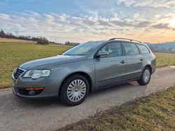 Grau Gebraucht 2009 VW Passat Kombi | 4.990 € (Etwas zu teuer)