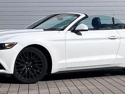Weiß Gebraucht 2015 Ford Mustang Cabrio | 18.400 € (Fairer Preis)