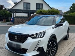 Weiß Gebraucht 2021 Peugeot 2008 GT-line SUV | 13.290 € (Fairer Preis)