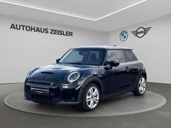 Mini yours enigmatic black Gebraucht 2023 Mini Cooper SE Hatch Kleinwagen | 21.780 € (Fairer Preis)