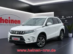 Weiß Gebraucht 2021 Suzuki Vitara Comfort SUV | 16.399 € (Guter Preis)
