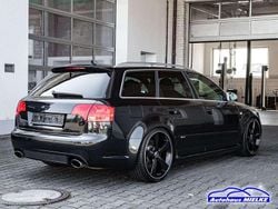 Schwarz metallic (metallic) Gebraucht 2006 Audi RS4 Exclusive Kombi | 37.990 € (Superpreis)