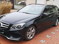 Schwarz Gebraucht 2016 Mercedes E350 AMG line Kombi | 21.000 € (Teuer)