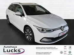 Weiß (pure white) Gebraucht 2024 VW Golf VIII Move Kombi | 32.449 € (Etwas zu teuer)