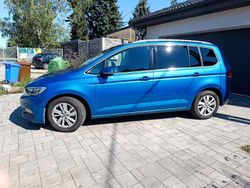 Blau Gebraucht 2019 VW Touran Highline Van / Kleinbus | 21.990 € (Guter Preis)