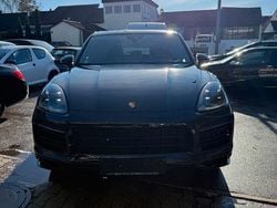 Schwarz Gebraucht 2022 Porsche Cayenne GTS SUV | 93.500 € (Fairer Preis)