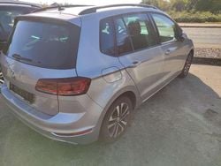 Grau Gebraucht 2020 VW Golf Sportsvan United Van / Kleinbus | 17.100 € (Fairer Preis)