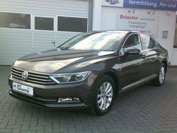 Braun Gebraucht 2016 VW Passat Comfortline Limousine | 13.500 € (Guter Preis)