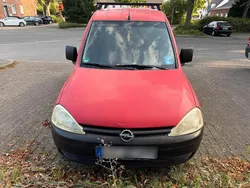 Rot Gebraucht 2003 Opel Combo Van / Kleinbus | 2.300 € (Fairer Preis)