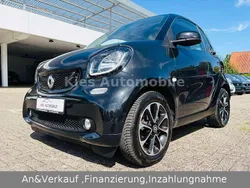 Nachtschwarz Gebraucht 2016 Smart ForTwo Coupé Passion Kleinwagen | 11.970 € (Fairer Preis)