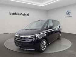 Deep black perleffekt Gebraucht 2022 VW T7 Style Van | 44.930 € (Superpreis)