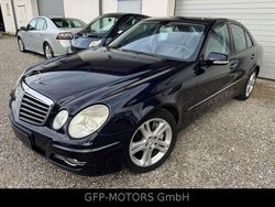 Blau Gebraucht 2008 Mercedes E420 Limousine | 9.500 €