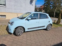 Blau Gebraucht 2021 Renault Twingo Zen Kleinwagen | 10.900 € (Guter Preis)