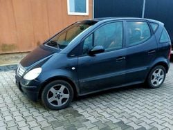 Schwarz Gebraucht 2000 Mercedes A140 Avantgarde Limousine | 780 € (Guter Preis)