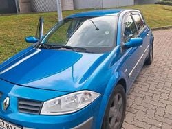 Blau Gebraucht 2003 Renault Mégane II Limousine | 2.200 € (Fairer Preis)
