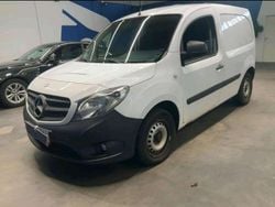 Arktikweiss Gebraucht 2015 Mercedes Citan 108 Van / Kleinbus | 6.000 € (Guter Preis)