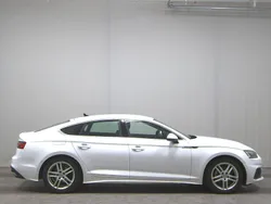 Weiss Gebraucht 2022 Audi A5 Sportback Basis Limousine | 23.980 € (Superpreis)