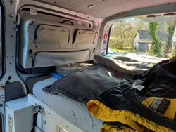 Silber Gebraucht 2014 VW T5 Van | 26.000 €