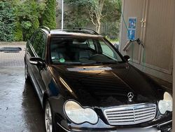 Schwarz Gebraucht 2003 Mercedes C180 Kombi | 3.200 €