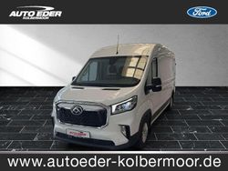 Warm white (weiß) Gebraucht 2023 Maxus eDeliver 9 Van | 61.550 €