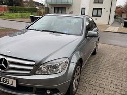 Grau Gebraucht 2009 Mercedes 220 Limousine | 7.000 € (Superpreis)