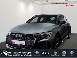 Grau (matteffektlackierung audi exclusive) Gebraucht 2024 Audi RS3 Sportback Comfort Kleinwagen | 72.381 €