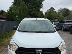 Weiß Gebraucht 2017 Dacia Lodgy Essentiel Van / Kleinbus | 8.099 € (Superpreis)