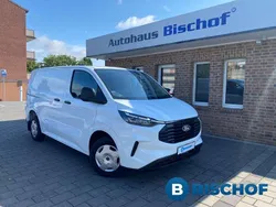 Frostweiß Gebraucht 2024 Ford Transit Custom Trend Van / Kleinbus | 32.990 € (Fairer Preis)