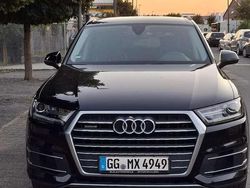 Schwarz Gebraucht 2017 Audi Q7 SUV | 30.000 € (Guter Preis)
