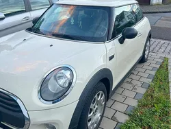 Beige Gebraucht 2015 Mini ONE Kleinwagen | 10.700 €