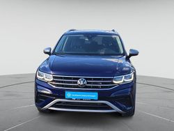 Atlantic blue metallic Gebraucht 2025 VW Tiguan Allspace Elegance SUV | 46.380 € (Etwas zu teuer)