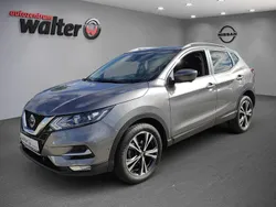 Grau Gebraucht 2020 Nissan Qashqai N-Connecta SUV | 17.990 € (Fairer Preis)