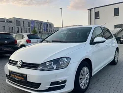 Weiß Gebraucht 2013 VW Golf VII Trendline Limousine | 8.850 € (Guter Preis)