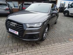 Grau Gebraucht 2019 Audi Q7 S-Line SUV | 38.500 € (Fairer Preis)