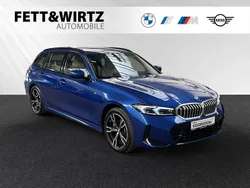 Portimao blau metallic Gebraucht 2024 BMW 330e M Sport Kombi | 42.500 € (Guter Preis)