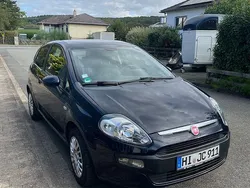 Blau Gebraucht 2011 Fiat Punto Active Kleinwagen | 2.900 € (Guter Preis)