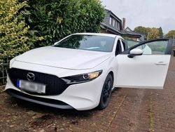 Weiß Gebraucht 2019 Mazda 3 Limousine | 17.999 € (Fairer Preis)
