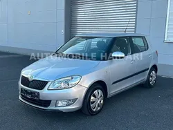 Silber Gebraucht 2011 Skoda Fabia Ambiente Limousine | 4.990 € (Fairer Preis)