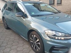 Grün Gebraucht 2019 VW Golf VII IQ Drive Kombi | 17.300 € (Fairer Preis)